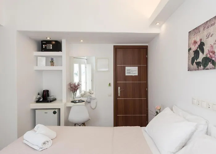 Olympia 3* Mykonos Town