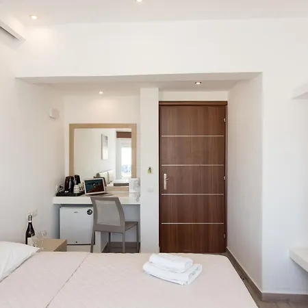 أولمبيا 3* Mykonos Town