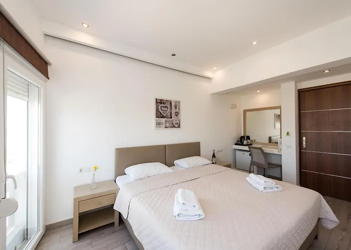 Olympia 3* Mykonos Town